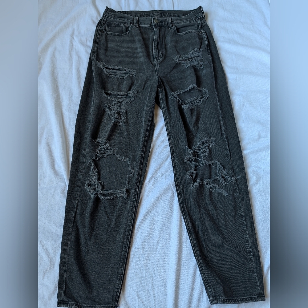 American Eagle Relaxed Mom Jean Size 8